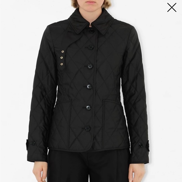 Authentic Quilted Burberry Jacket - Picture 5 of 16